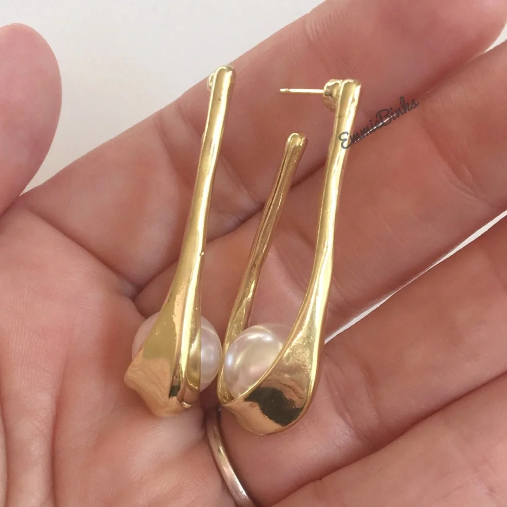 New Anthropologie Pearl Vintage Hoop Earrings - Picture 9 of 16